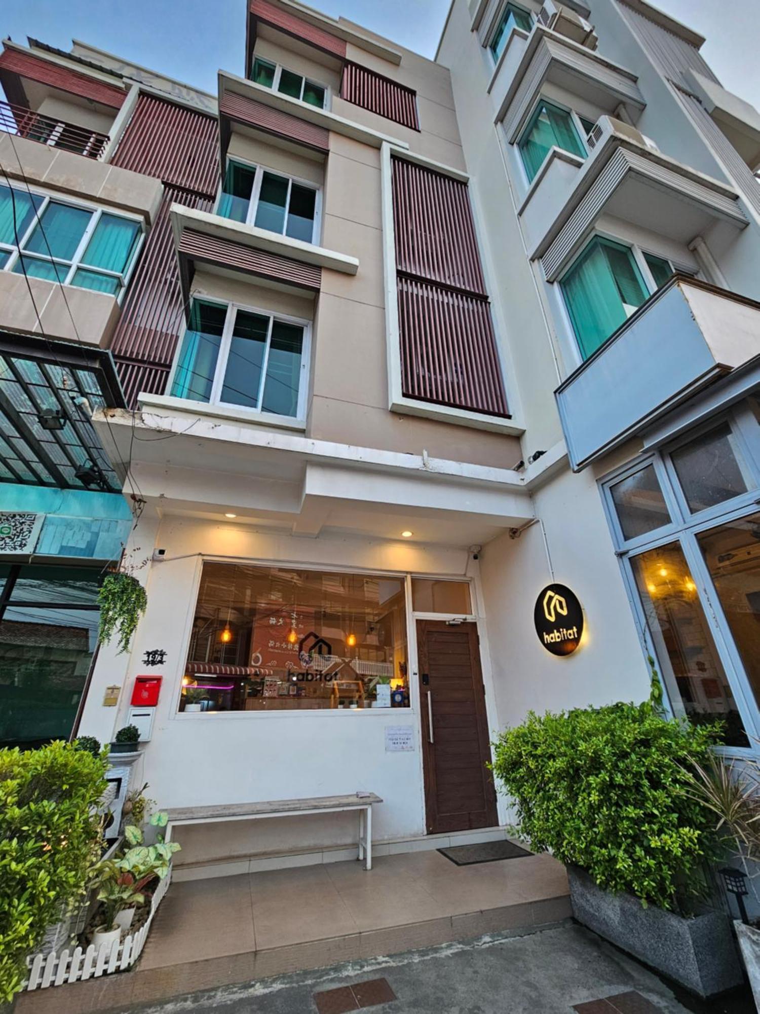 Habitat Hotel Chiang Mai Exteriör bild